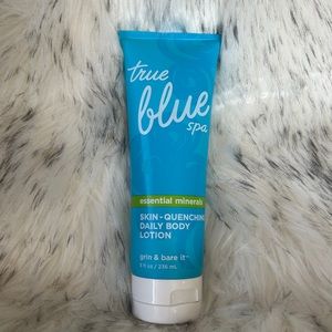 Bath and Body Works True Blue Spa Skin Quenching Daily Body Lotion 8fl oz